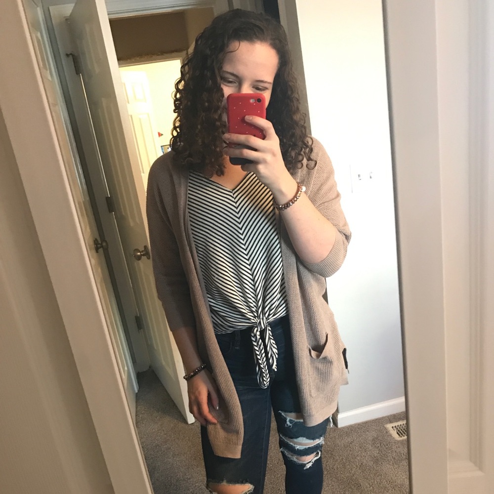 Meet your Posher! -Courtney